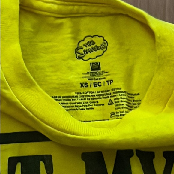 Yellow Long Sleeve cropped Tee with Graphic Print - Picture 5 of 6